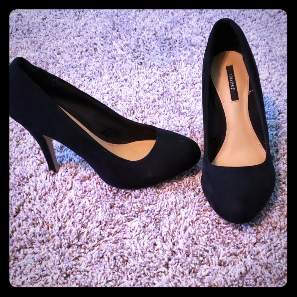 Black Forever 21 black high heels
